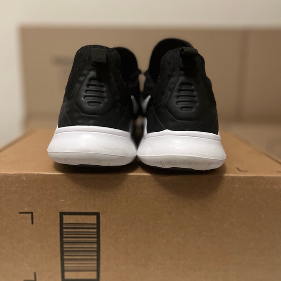 NIKE Free Run Woman size 9.5👟🖤 - Picture 2 of 6
